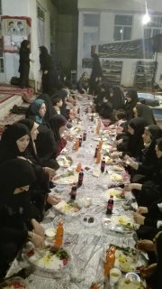 مراسم ویژه افطار همراه با طلاب